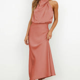 Tyra | Elegantti iltapuku, jossa on halterneck