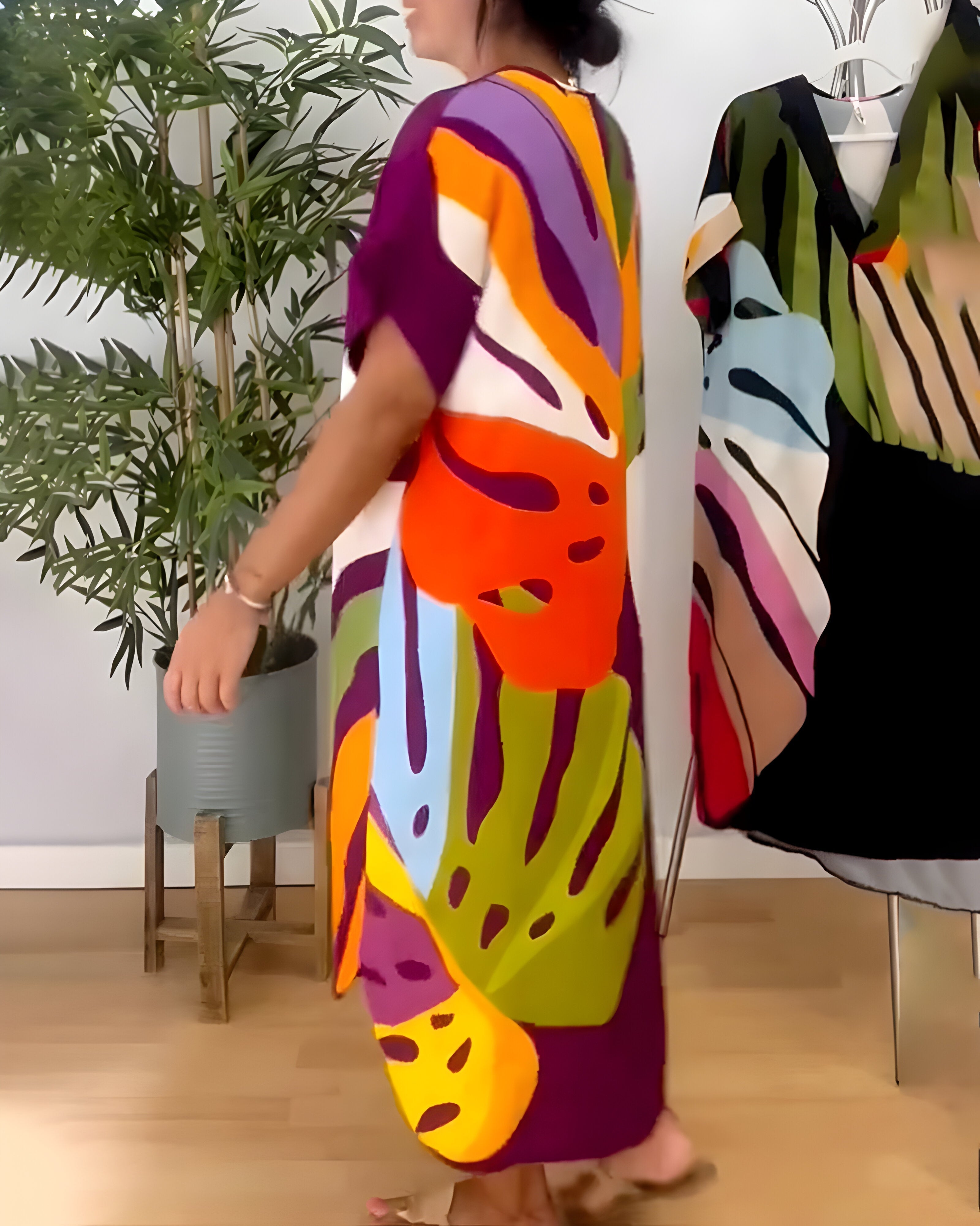 Tuotekuva – Rianna – Kuvioitu mekko