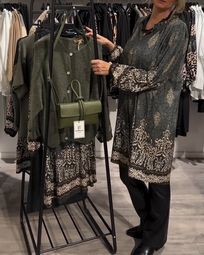 Tuotekuva – Ilse – Vintage-henkinen mekko nappiyksityiskohdilla