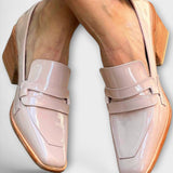 Elaine - Kiiltävät Mokasiinit