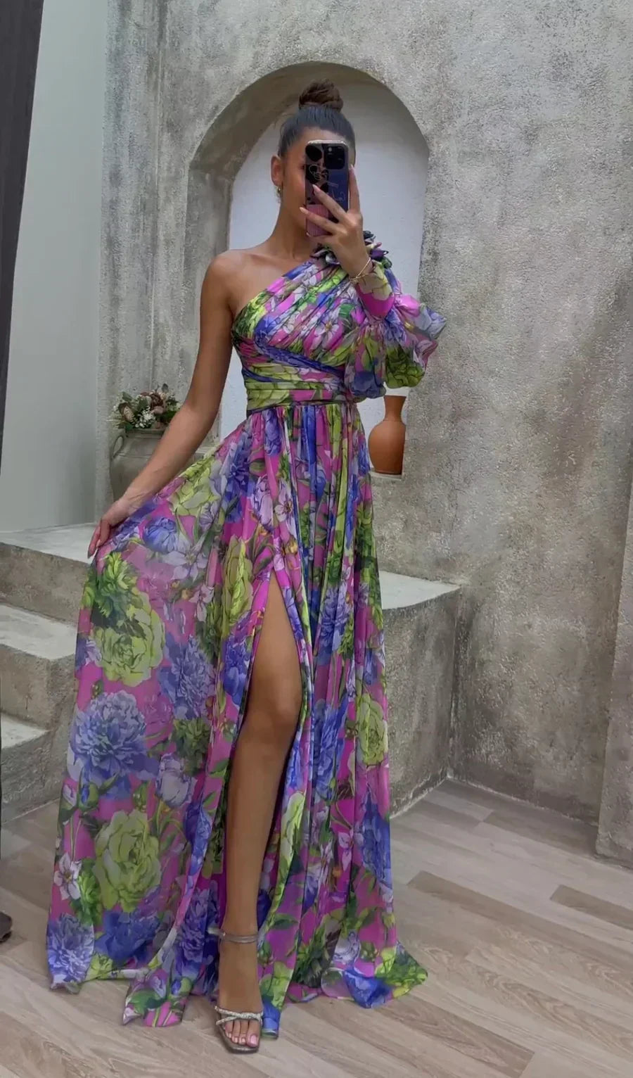 Tuotekuva – Isabella – Rento mekko