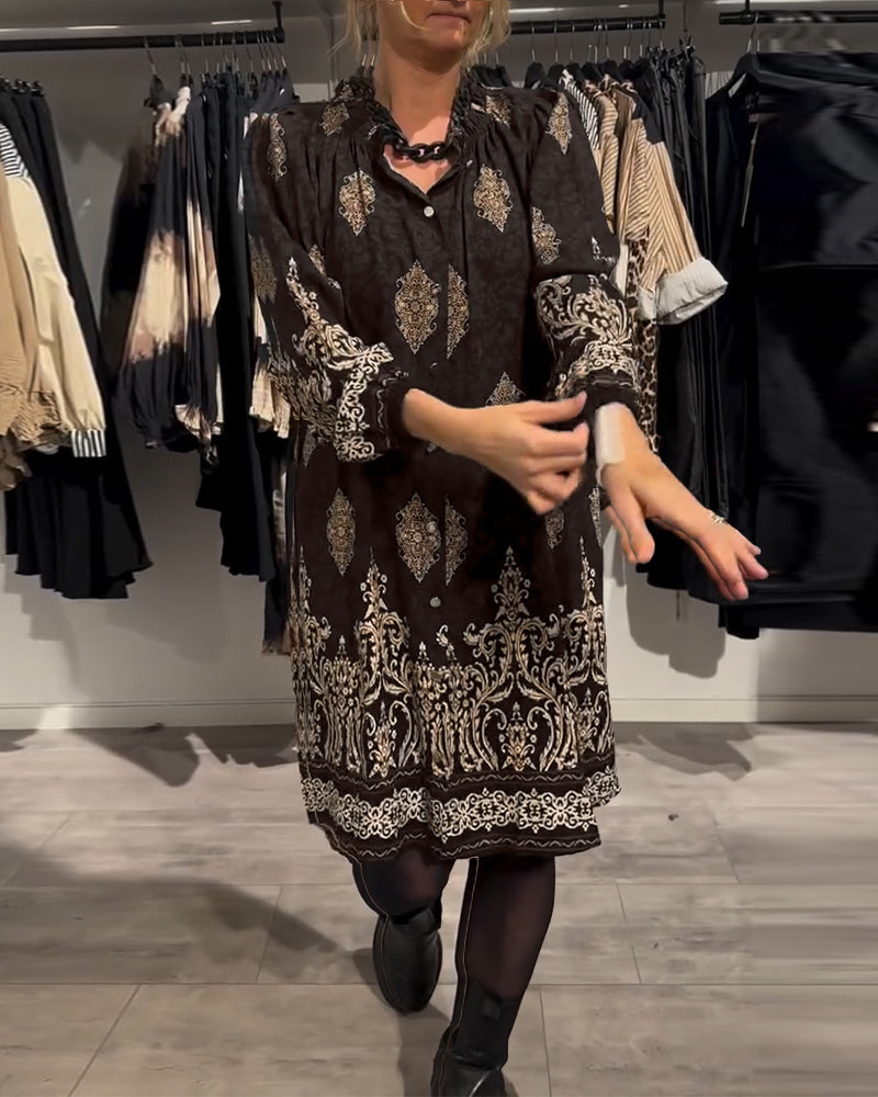 Tuotekuva – Ilse – Vintage-henkinen mekko nappiyksityiskohdilla