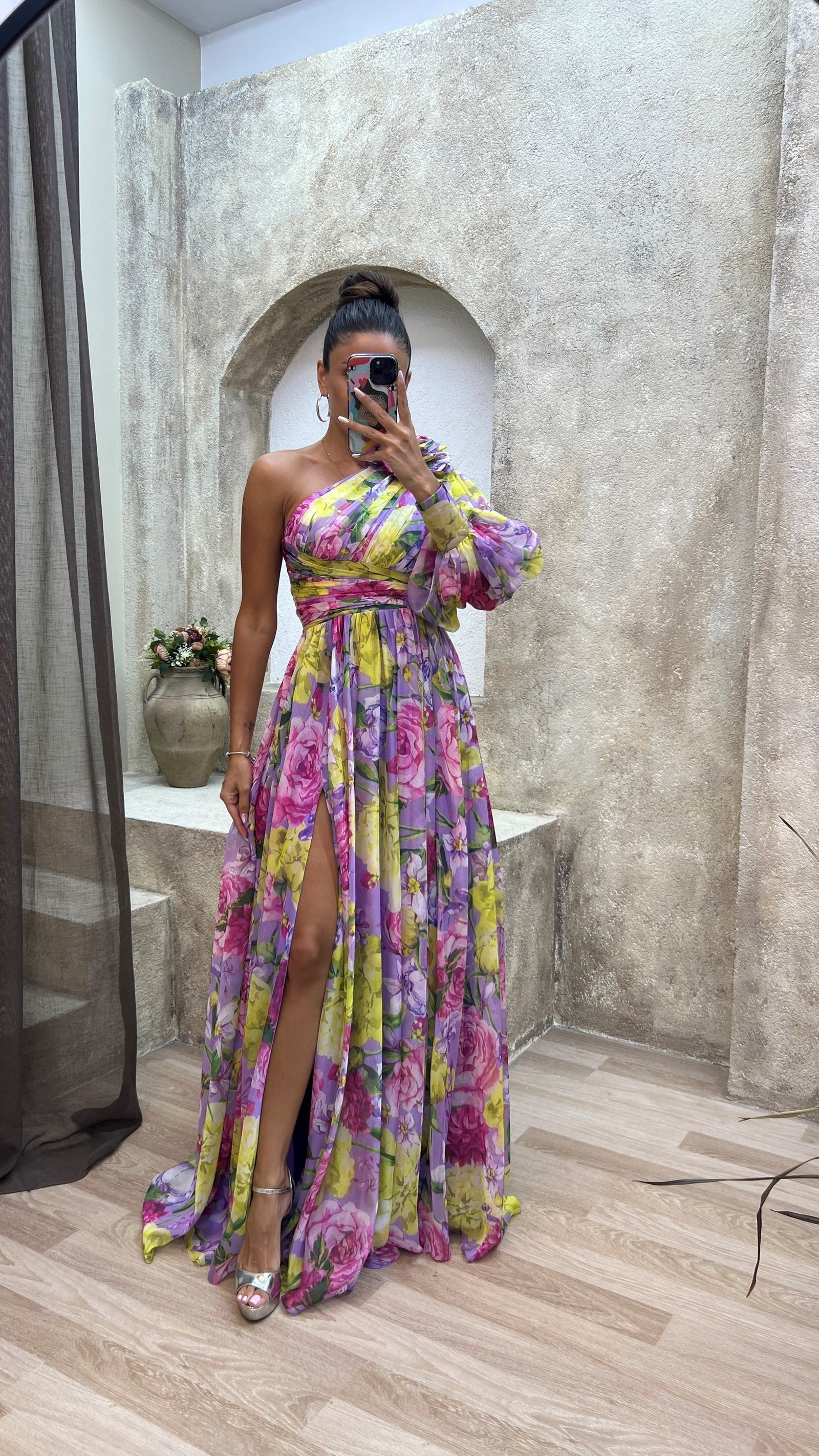 Tuotekuva – Isabella – Rento mekko