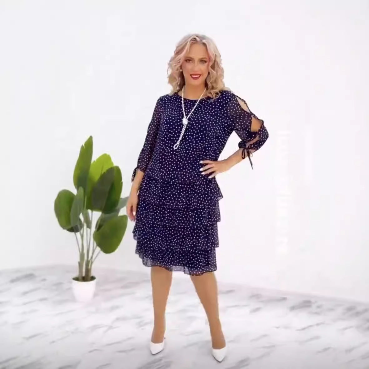 Tuotekuva – Antonia™ – Tyylikäs mekko