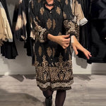Tuotekuva – Ilse – Vintage-henkinen mekko nappiyksityiskohdilla