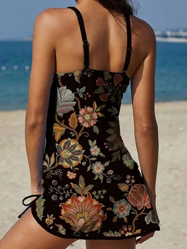 Tuotekuva – Fiesta – Kukkakuvioinen tankini shortseilla
