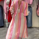 Tuotekuva – Avenia™ – Kuvioitu mekko V-pääntiellä
