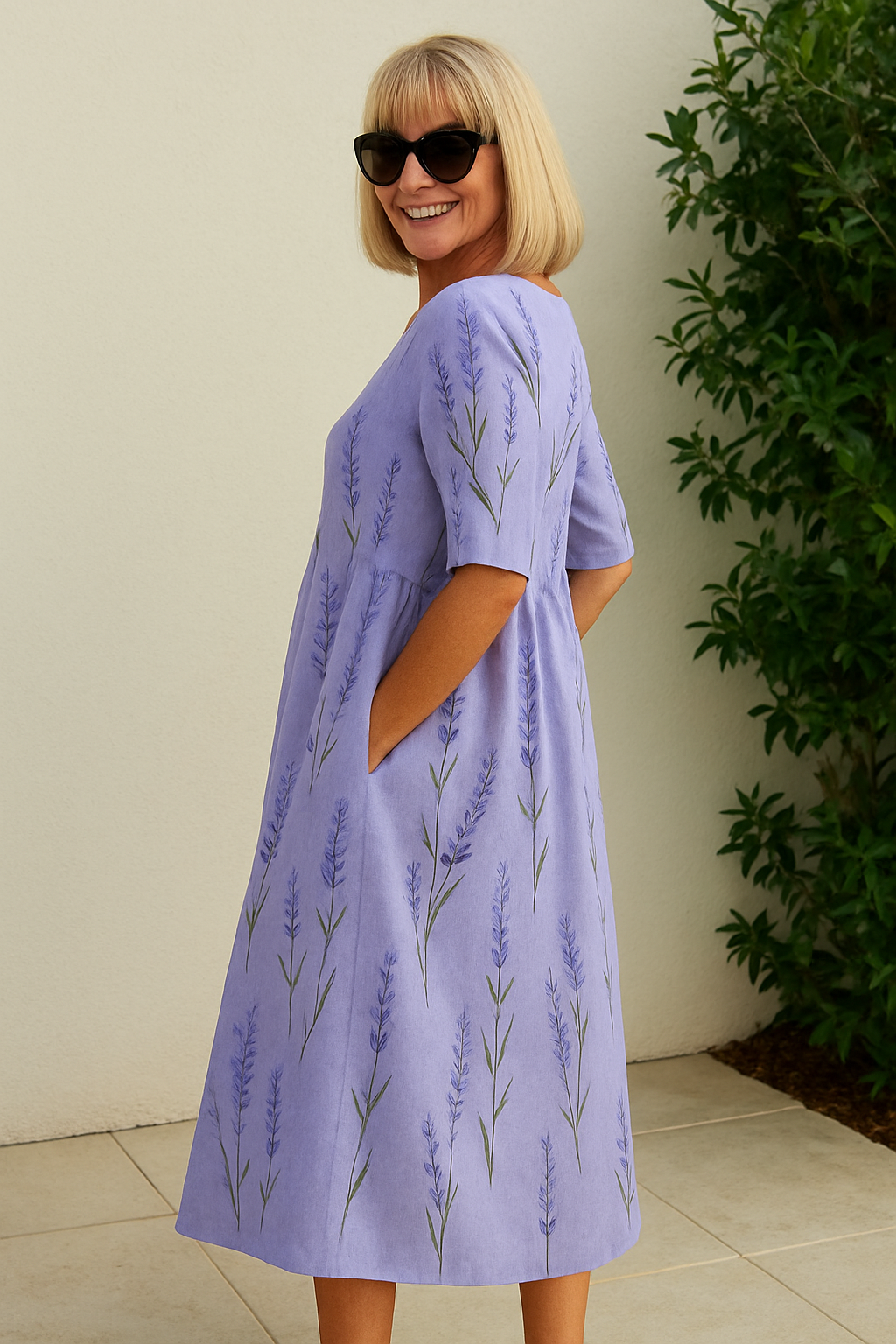 Tuotekuva – Eliza – Rento midimekko