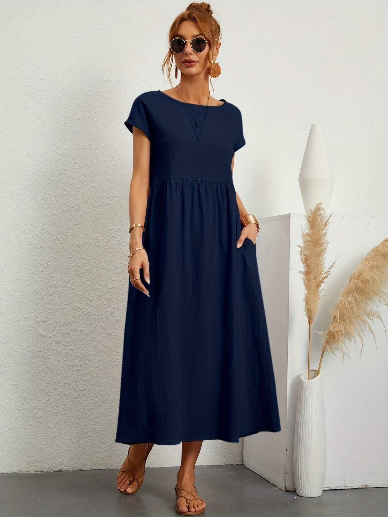 Tuotekuva – Caroline™ – Tyylikäs mekko