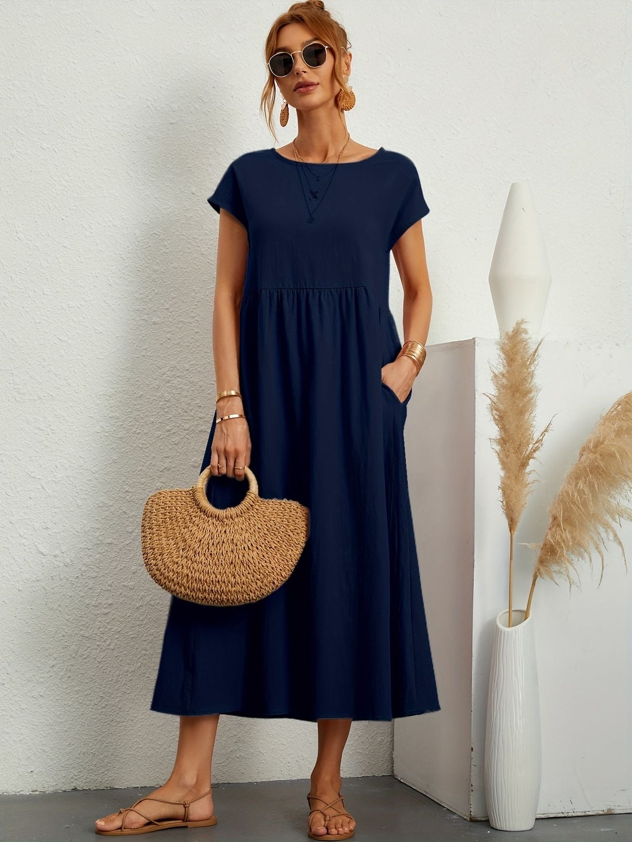 Tuotekuva – Caroline™ – Tyylikäs mekko