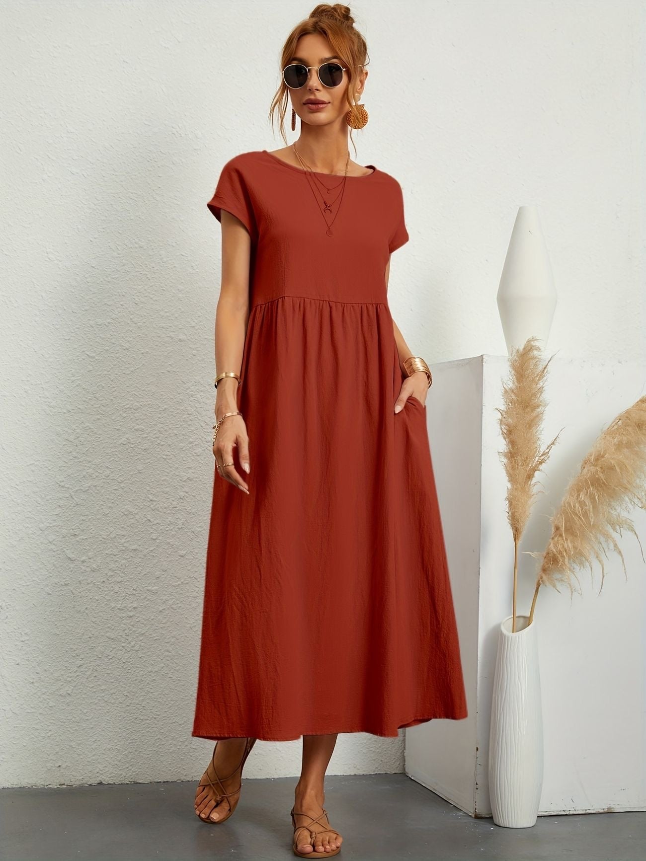 Tuotekuva – Caroline™ – Tyylikäs mekko