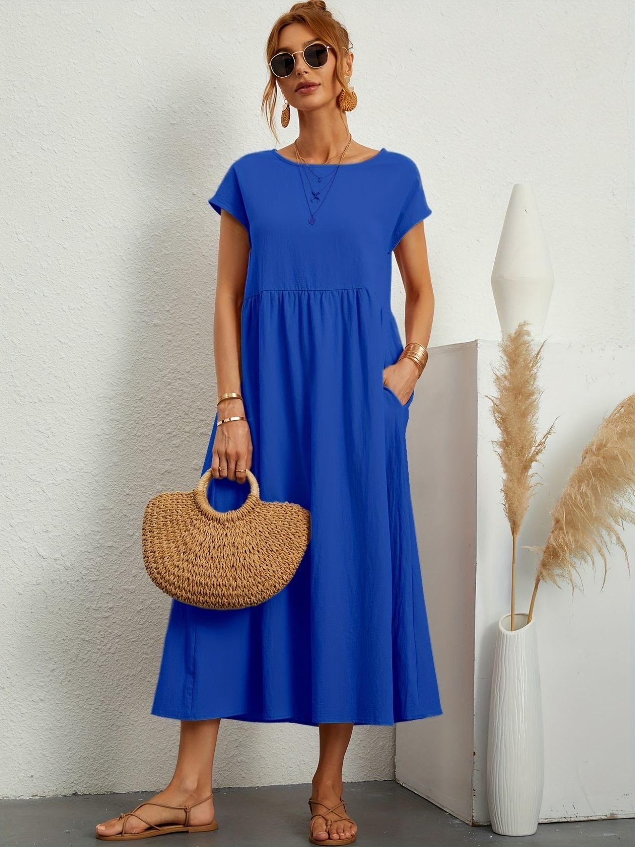 Tuotekuva – Caroline™ – Tyylikäs mekko