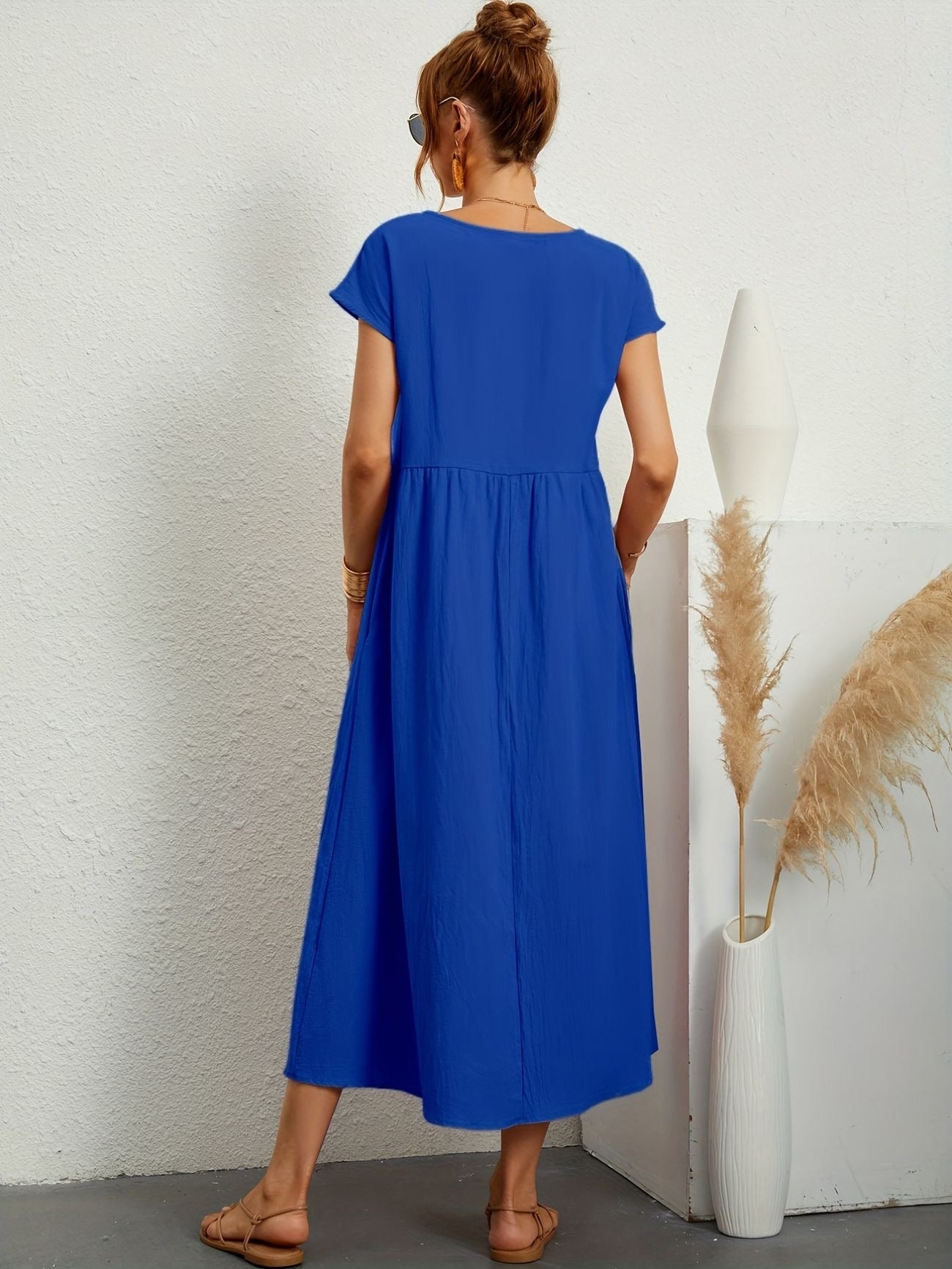Tuotekuva – Caroline™ – Tyylikäs mekko