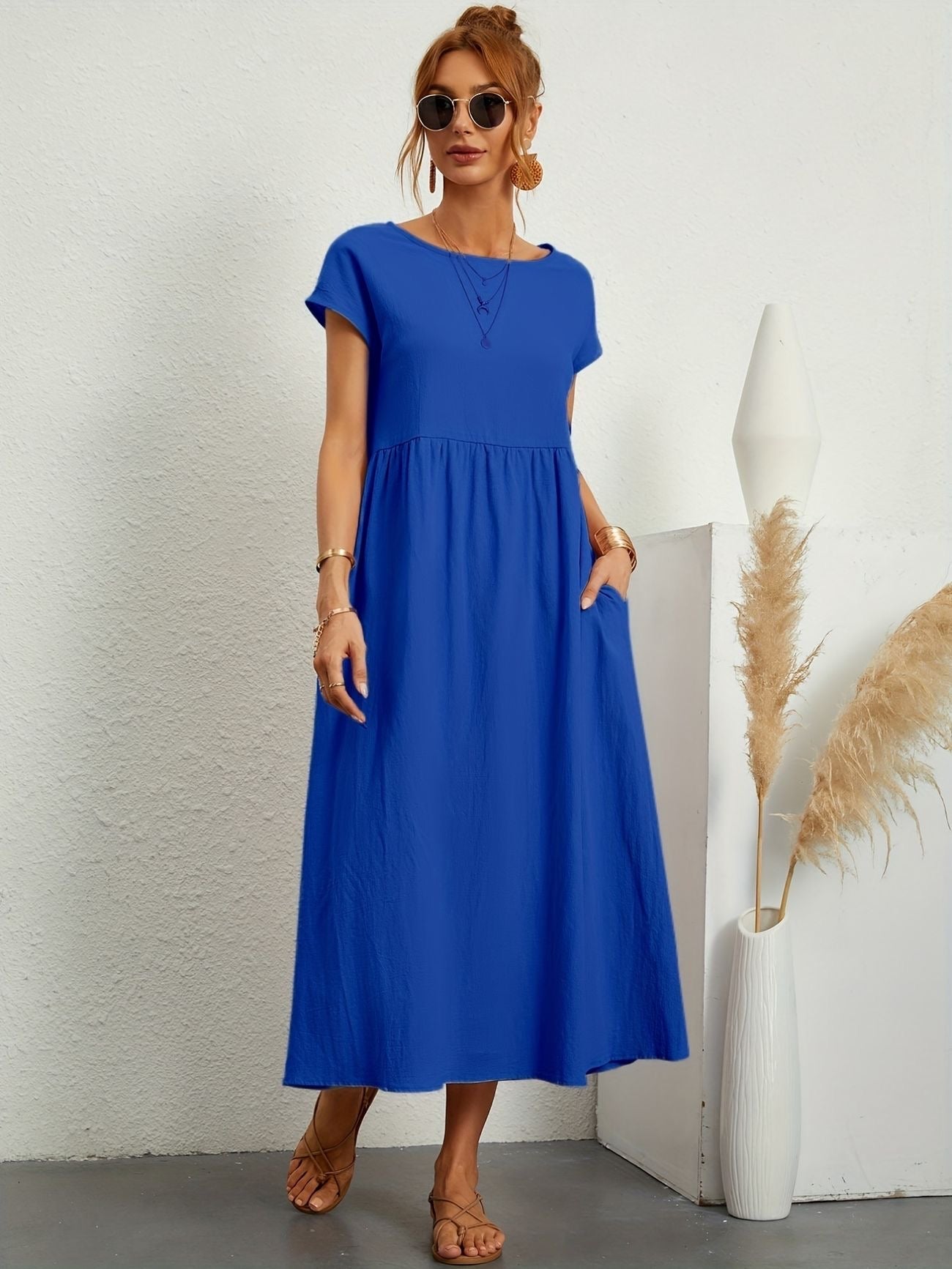 Tuotekuva – Caroline™ – Tyylikäs mekko