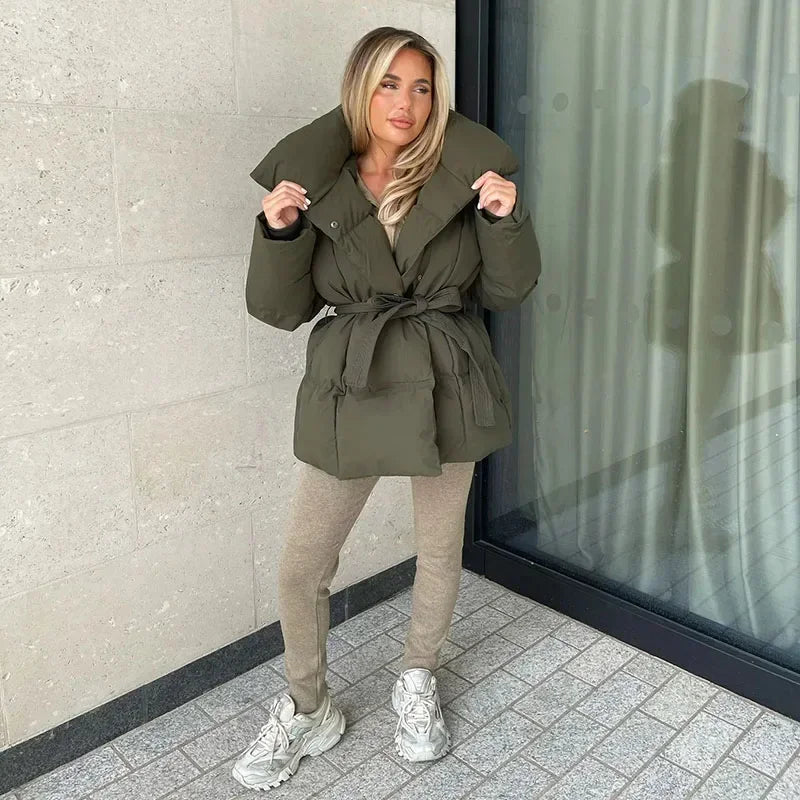 Tuotekuva – Laura – Tyylikäs toppatakki