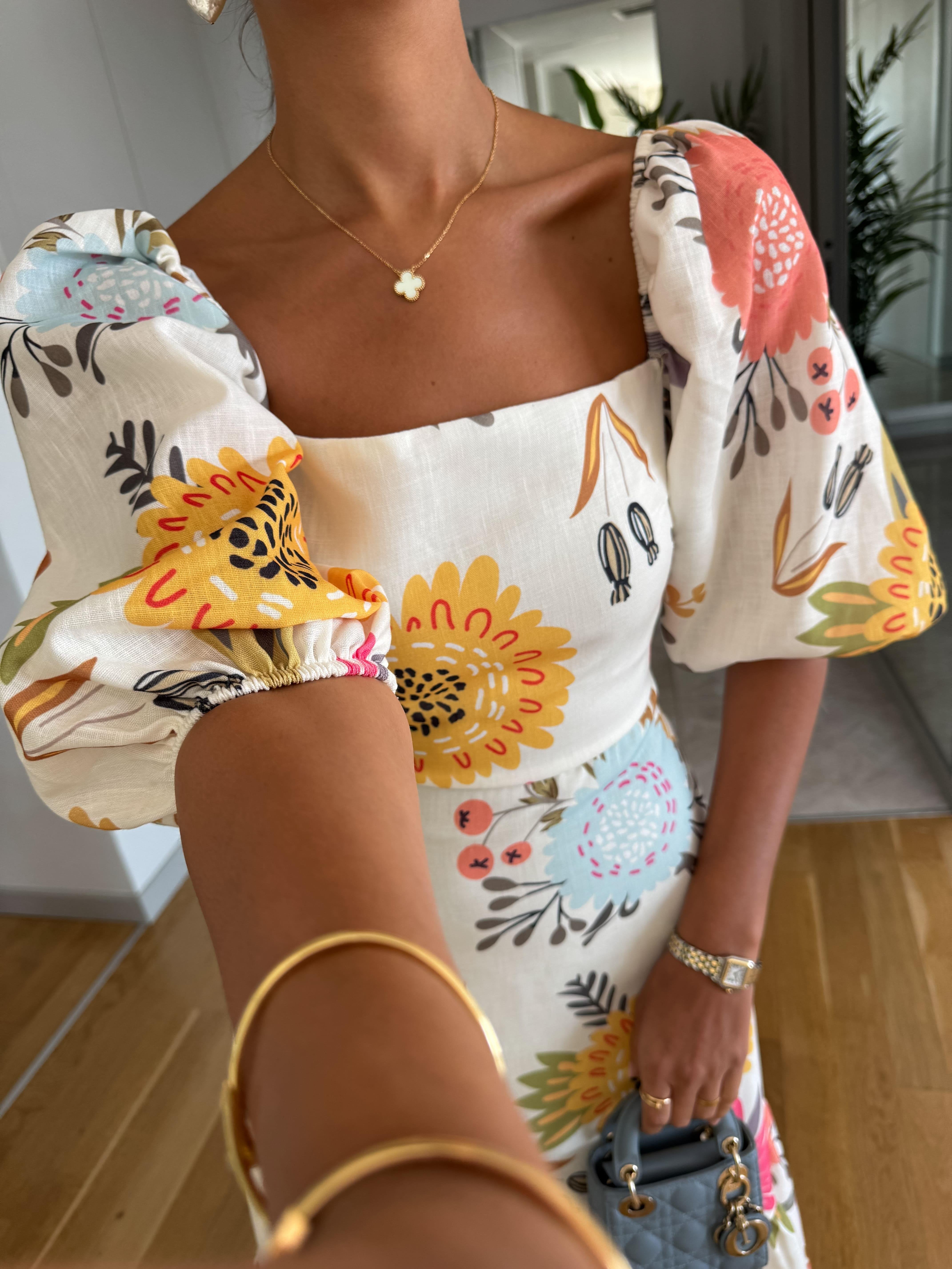 Tuotekuva – CAMILLE – Tyylikäs mekko