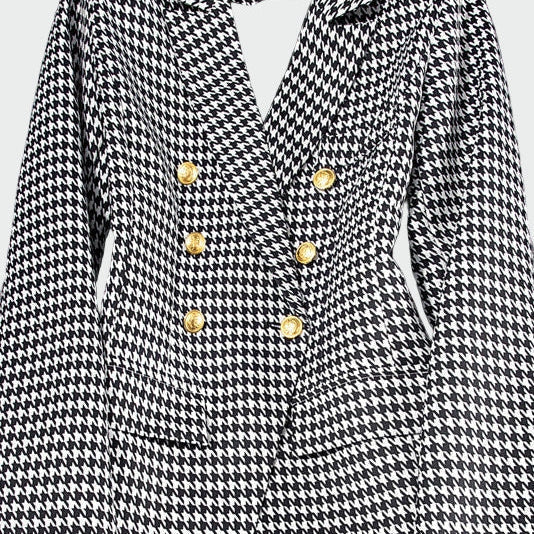 Klassinen blazer